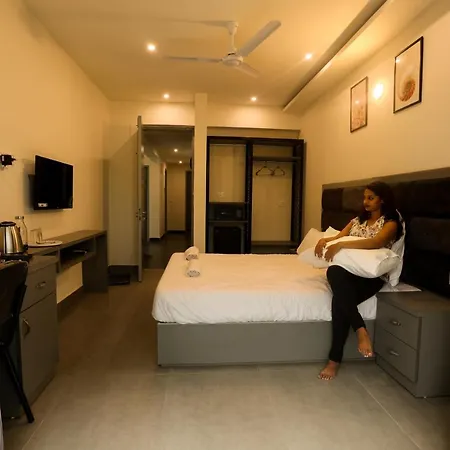 Coastal Pearl Hotel Miramar Panaji